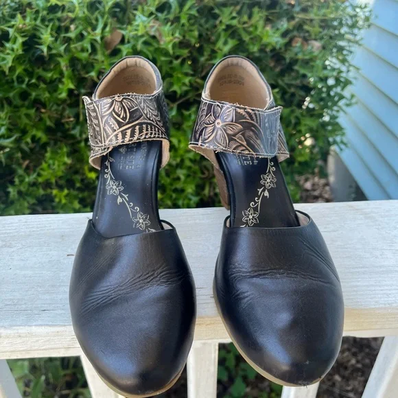 L'Artiste by Spring Step Toolie Women's Mary Jane Shoes. - Picture 2 of 5